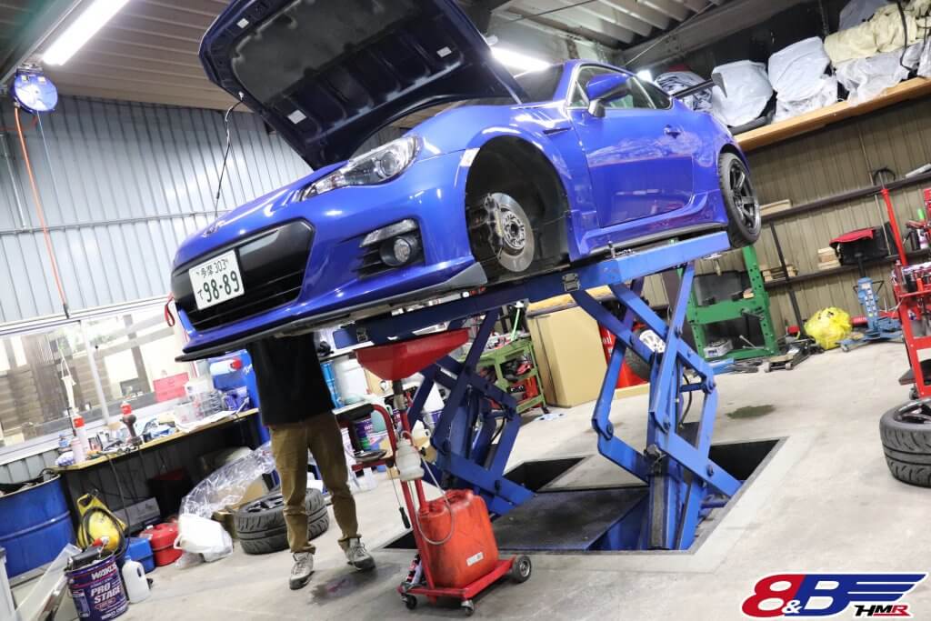 8&B BRZ(ZC6)オイル交換