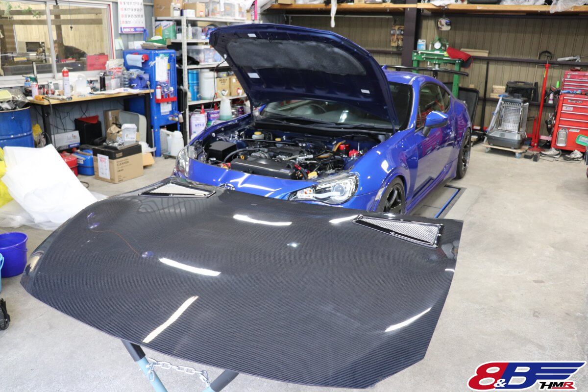 8&B BRZプロコンポジットカーボンボンネット
