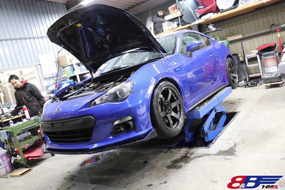 デモカーBRZタイヤ組み換え