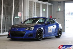 8&B BRZ 鈴鹿サーキット