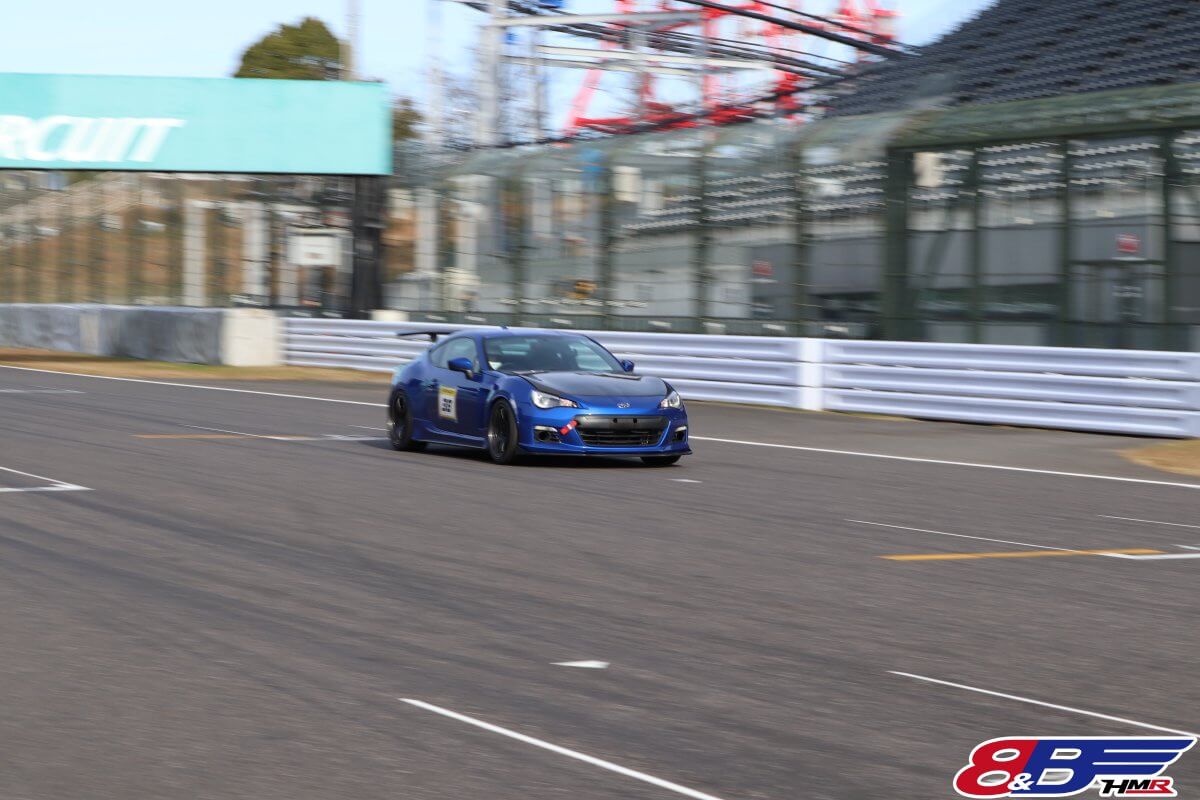 8&B BRZ 鈴鹿サーキット