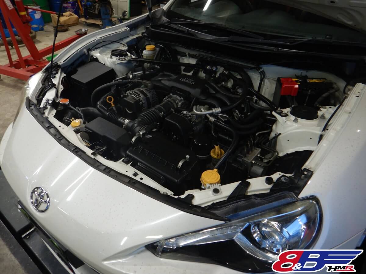 86 ZN6 エンジンルーム点検