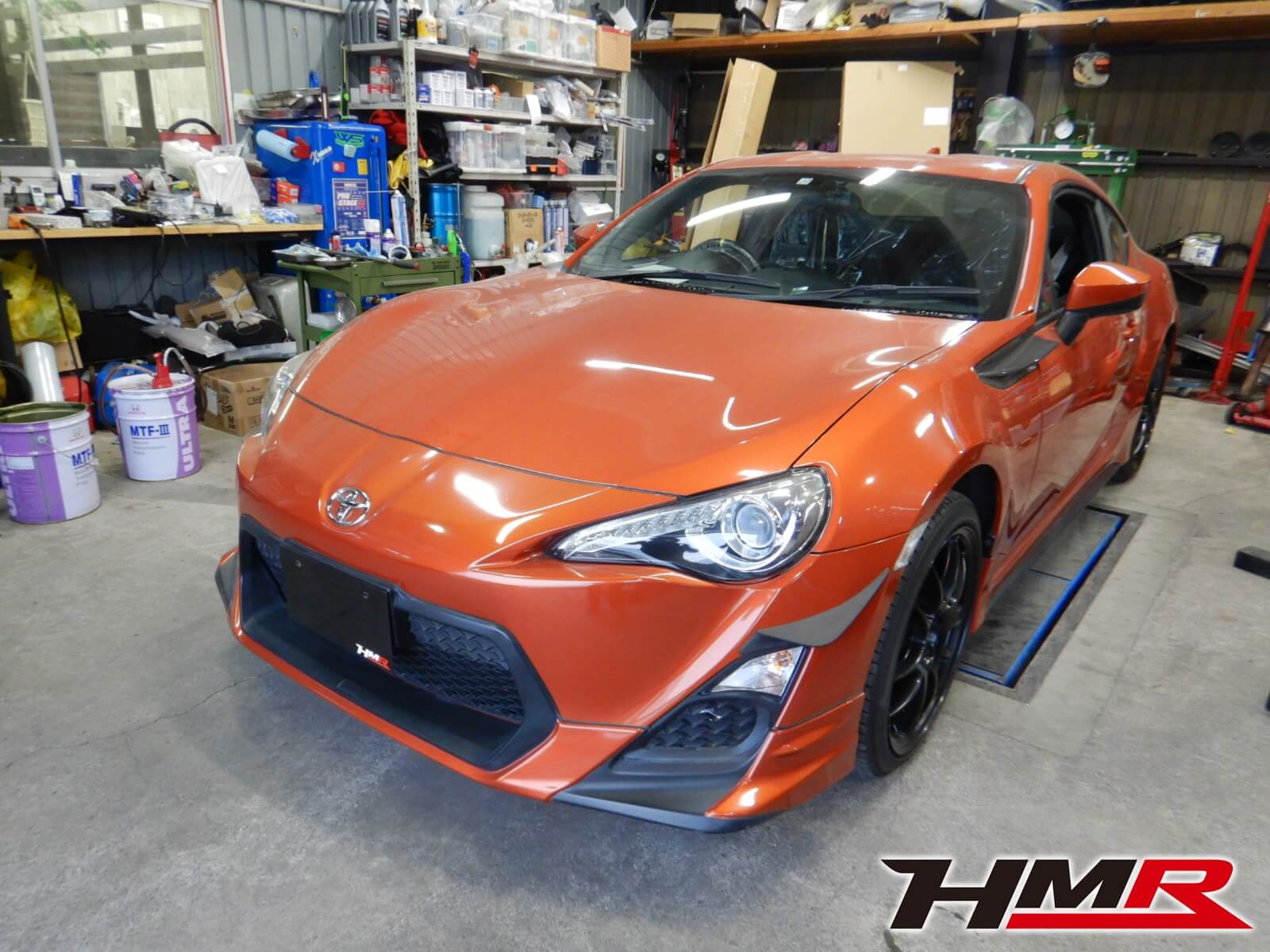 86(ZN6)の納車前整備でタイヤを新品に交換しました。