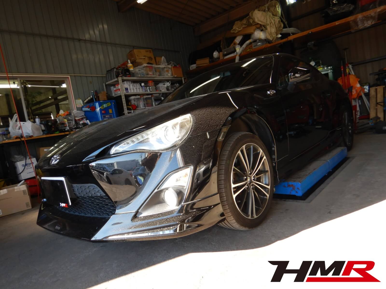 モデリスタのエアロを装着した86(ZN6)の納車前点検整備を行いました。