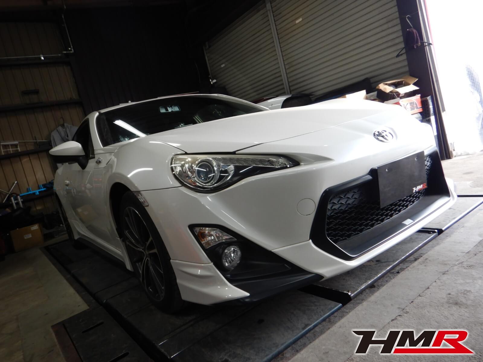 TRDフルエアロを纏った86(ZN6)の納車前点検整備を行いました。